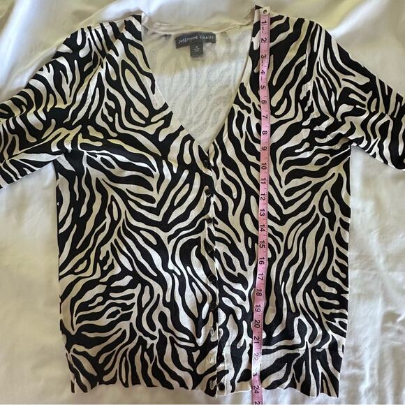 Josephine Chaus sz M 50% Silk Leopard Print Animal Knit Cardigan Sweater - EUC - Picture 7 of 7